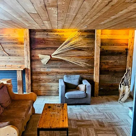 1650 - Flat 7s05 Courchevel